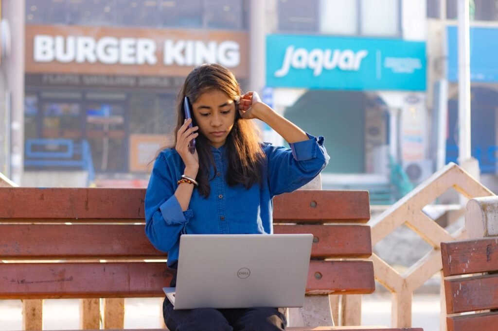 freelancer working (digital marketing)